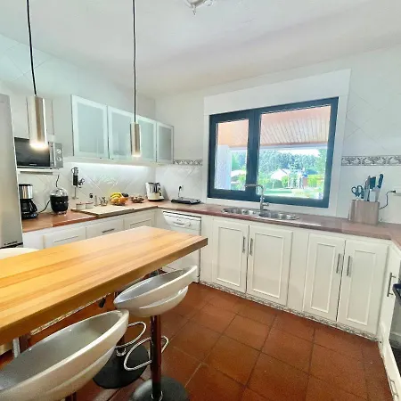 Guimil - Galicia Playa * Villarmayor (Galicia)