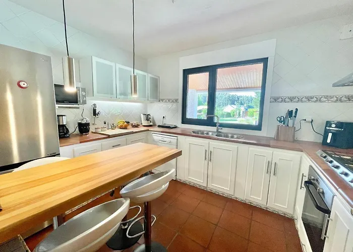 Guimil - Galicia Playa * Villarmayor